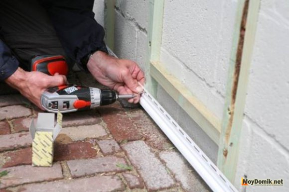 Монтаж винилового сайдинга - как обшить дом сайдингом своими руками