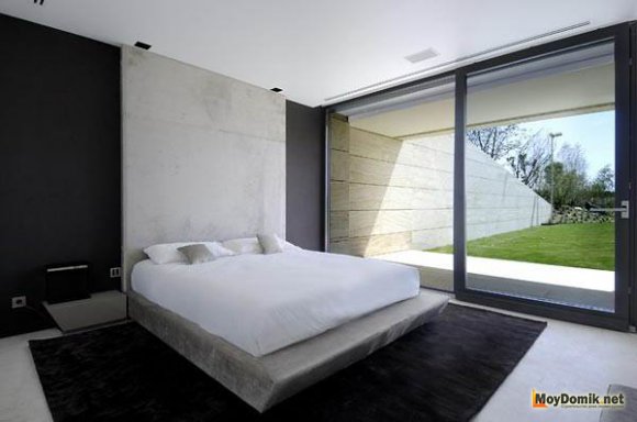 Сочетание черного и белого в интерьере спальни Сочетание черного и белого в интерьере спальни