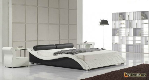 Бело-черный интерьер спальни Бело-черный интерьер спальни