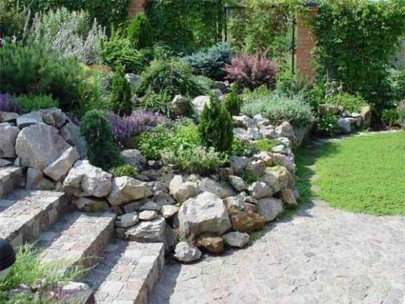 Террасированный (объемный) рокарий