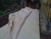 Устройство гидрозамка отмостки - геотекстиль 200 Устройство гидрозамка отмостки - геотекстиль 200