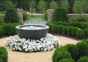 Ландшафтный дизайн дачного участка с фонтаном Ландшафтный дизайн дачного участка с фонтаном